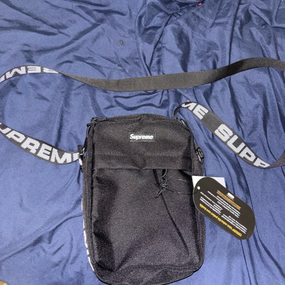 Supreme Black Messenger Bag